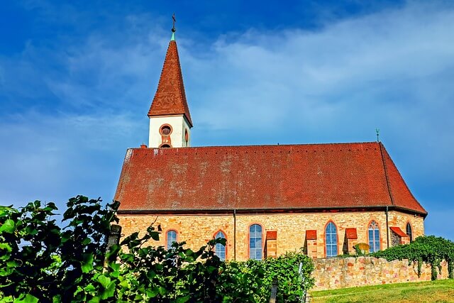 Imagen destacada del post: Tu guía espiritual: 4 Iglesias católicas cerca de mí en Marietta, Georgia